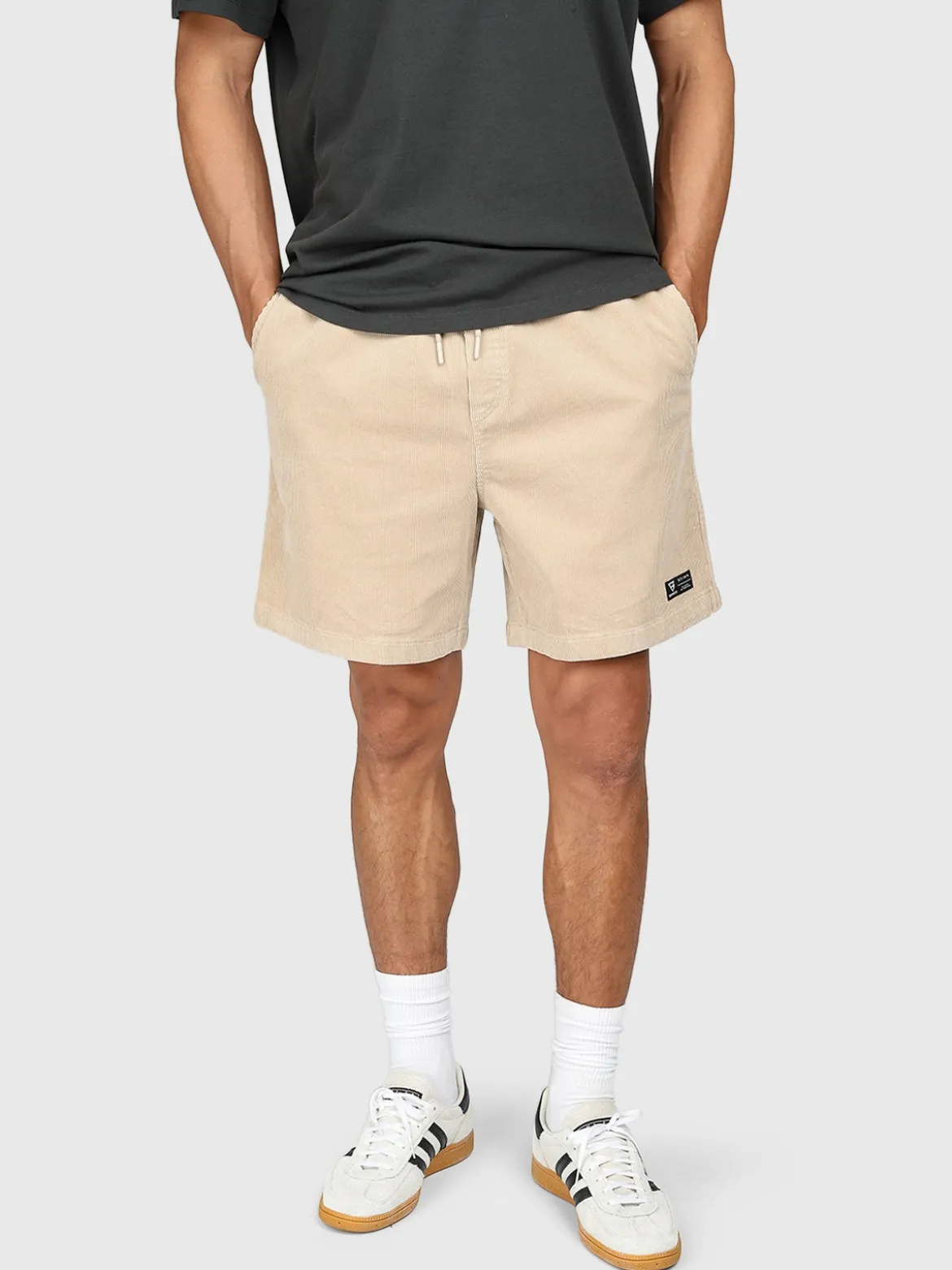 Ace Heren Walk Shorts | Feather Grey