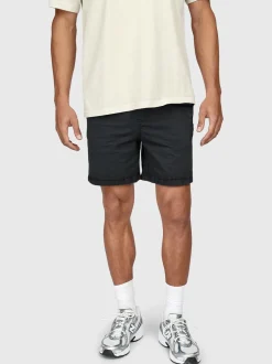 Alec Heren Walk Shorts | Black