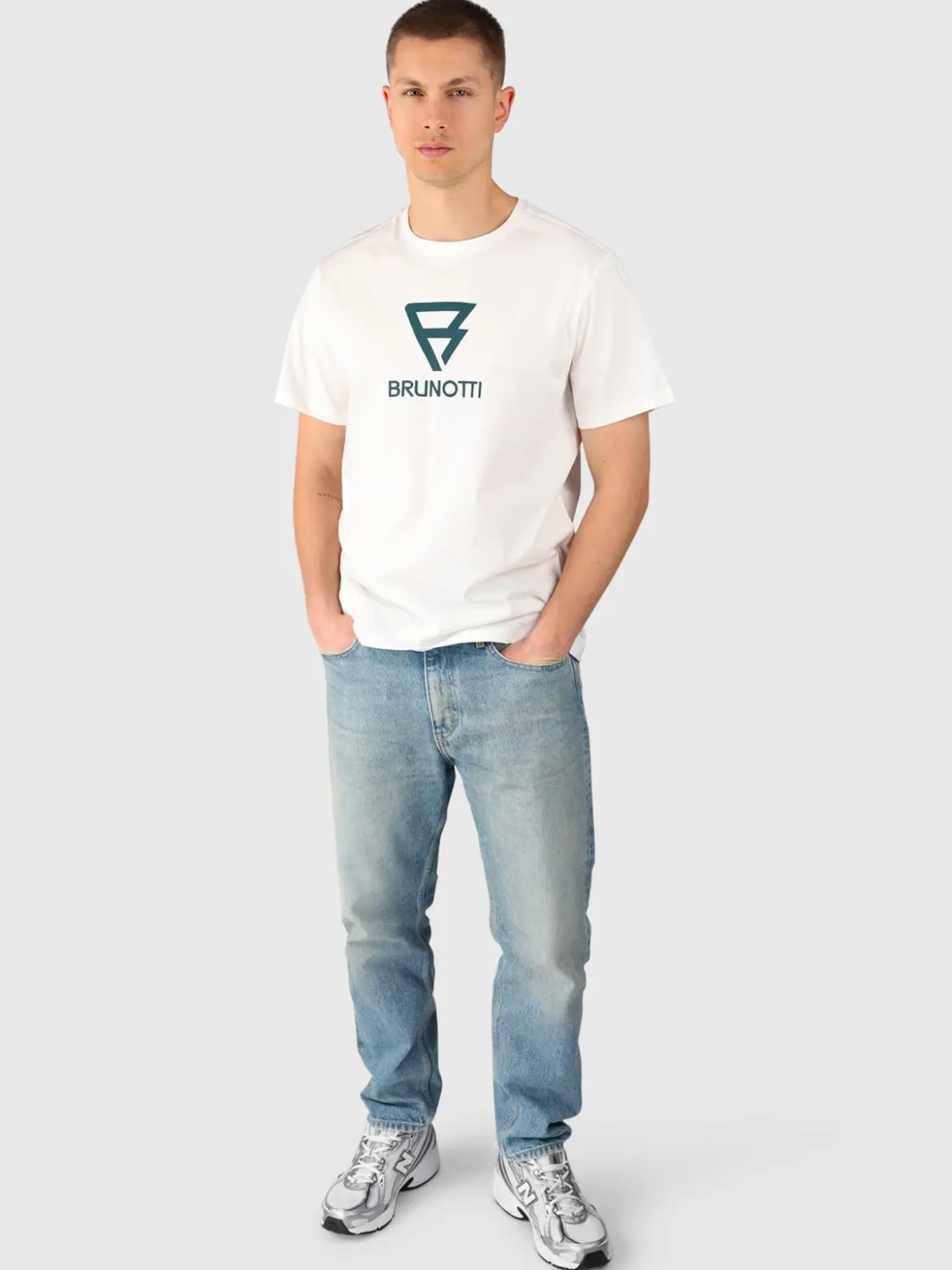 Aron Men T-shirt | Snow
