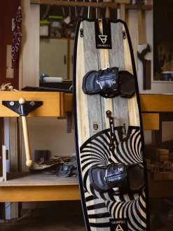 Dimension Timber | All-Round Twintip